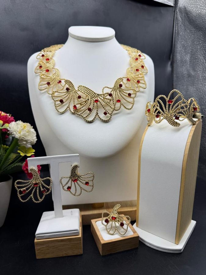 athens-gold-white-set