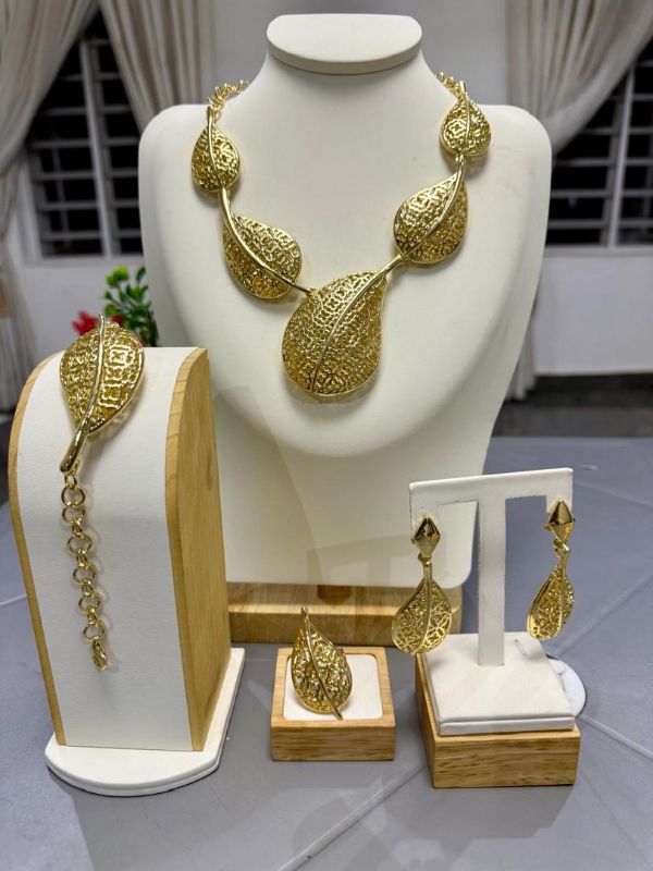 athens-gold-jewelry-set