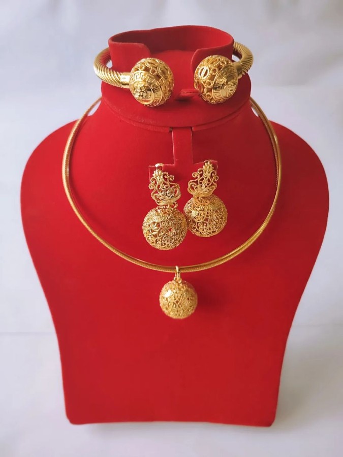 gold-jewelry-set-90fd