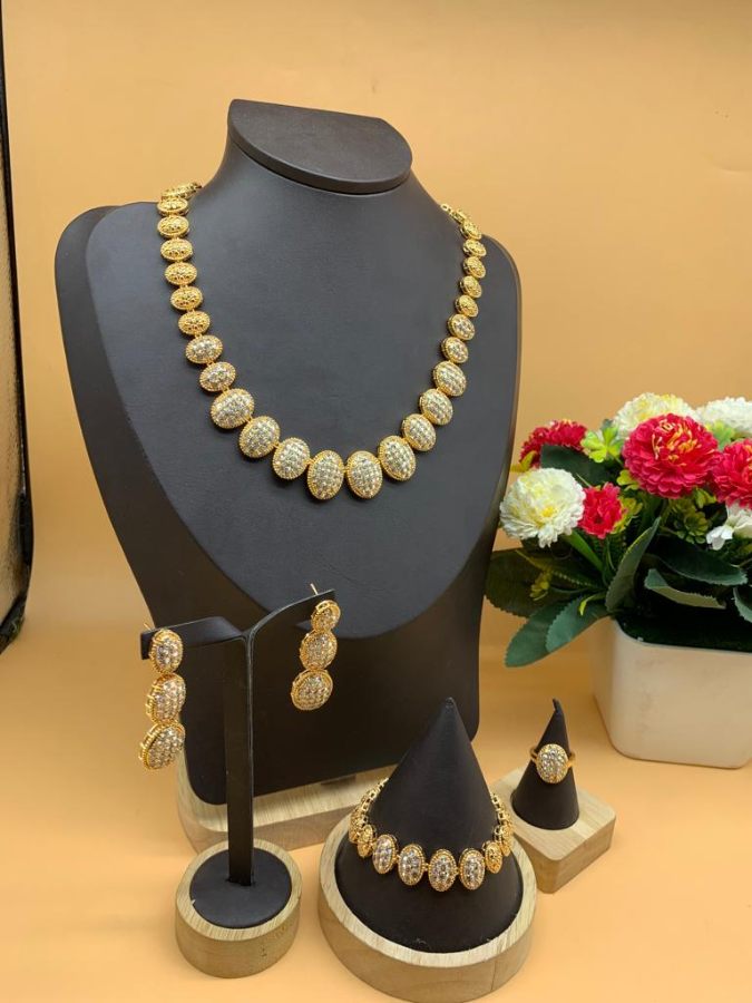 deluxe-zirconia-set-dz006