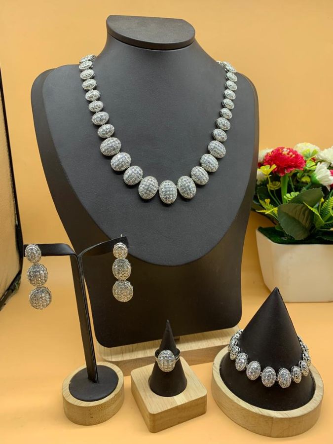 highbrand-zirconian-set-hz11