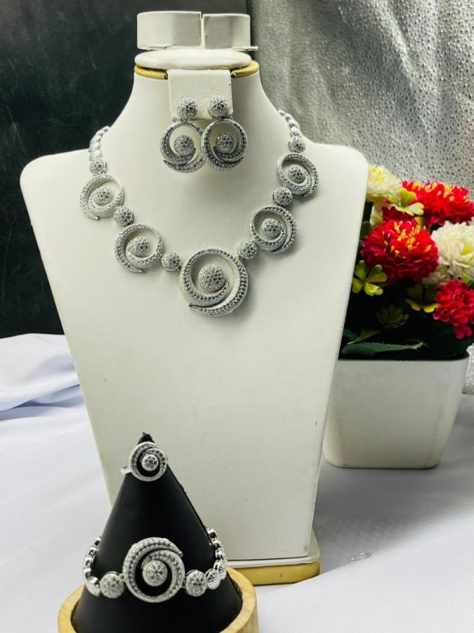 silver-zirconian-jewelry-sz002